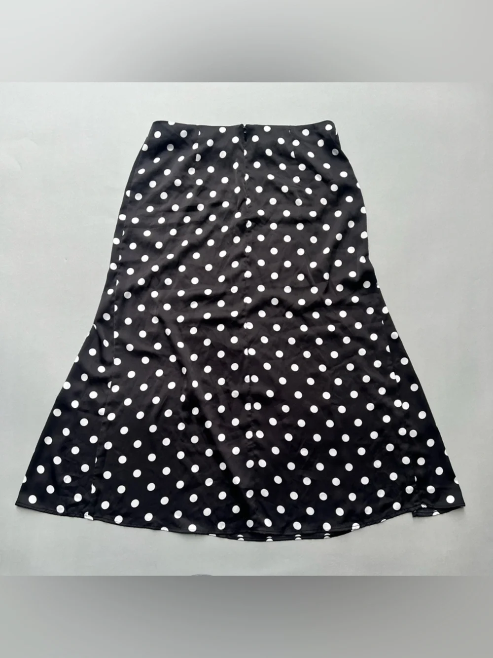 H&M Black Midi Skirt with White Polka Dots - Picture 4 of 5